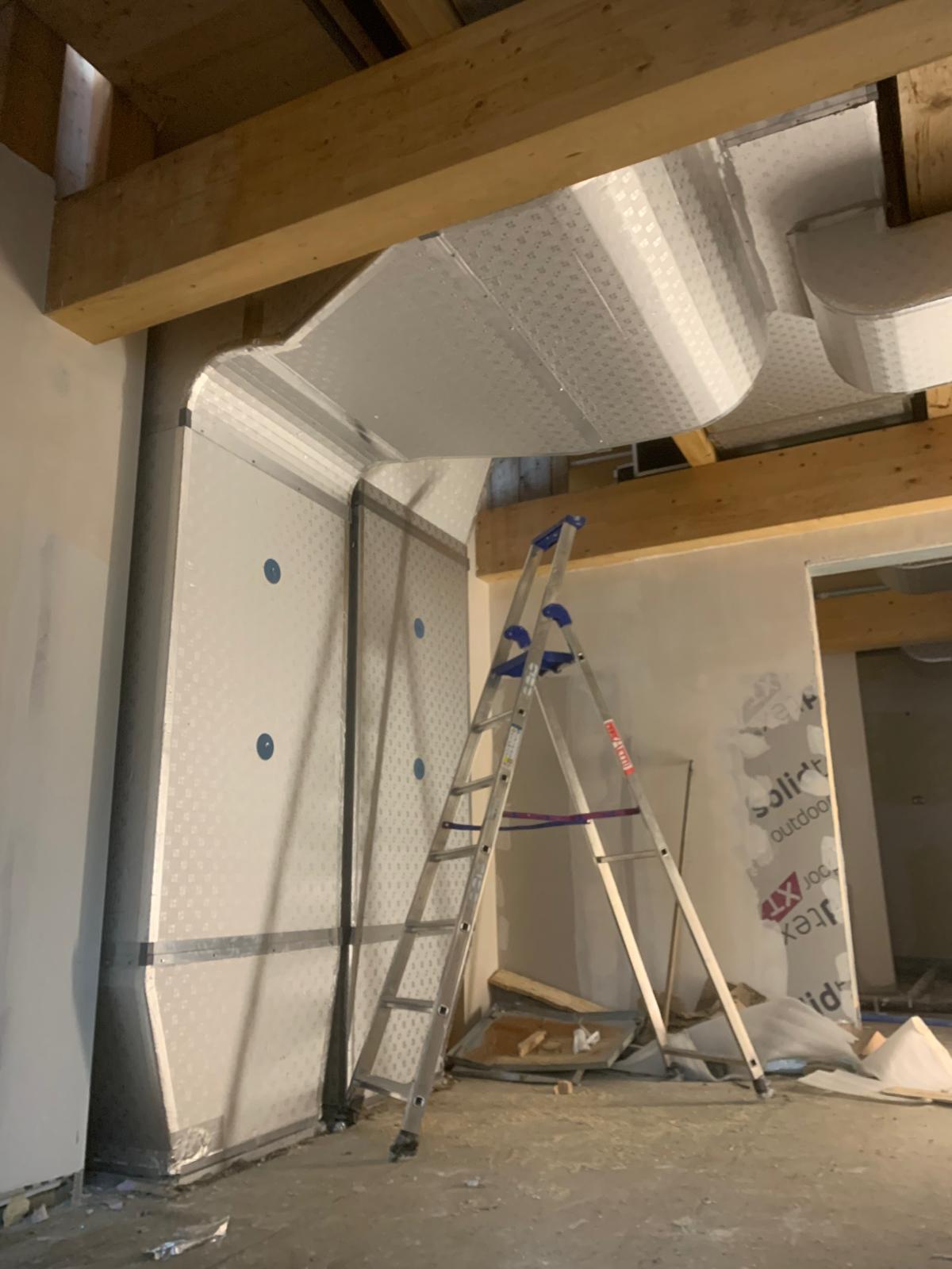 Canale preisolato interno con sostegno