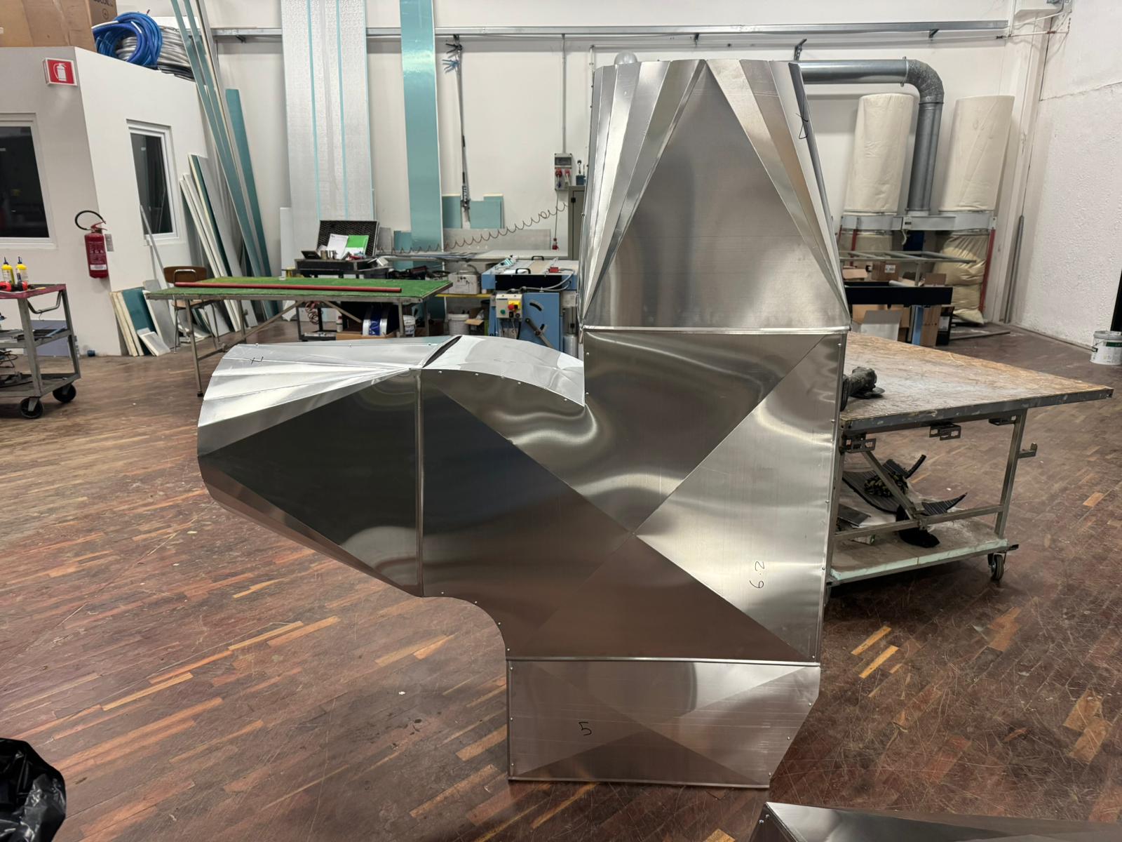 Raccordo speciale a stella assemblato in officina